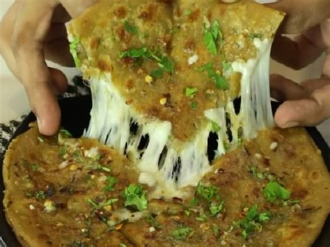 Cheese Paratha పిల్లలకు ఇష్టమైన చీజ్ పరోటా Cheese Paratha Parota