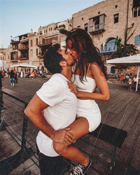 Stay Close Travel Far Couple Photography Poses Cute Couples Photos Cute Couples