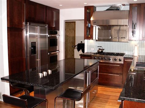 Contemporary Flair Kitchen Design Center