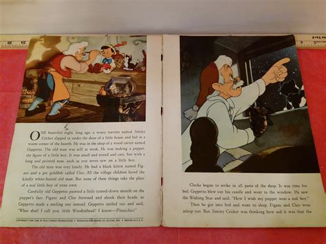 Vintage Comic Book Walt Disneys Pinocchio Picture Book Whitman