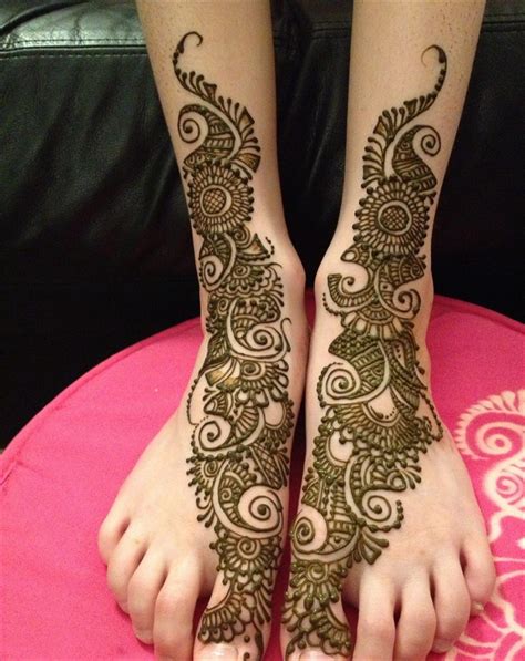 15 Beautiful Leg Mehndi Designs Collection Mehndi Crayon