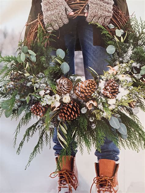 Updated Christmas Wreath Martha Stewart December 2017 Grapevine