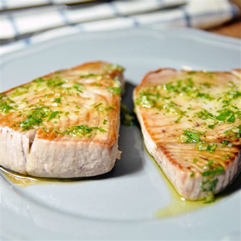 Tuna is stupidly easy to make, and if you've seen dishes like tuna tataki or seared tuna steak at restaurants, you know that it is seared on the surface but rare in the center. Grilled Tuna Steaks - Atun a la Plancha - Spain on a Fork ...