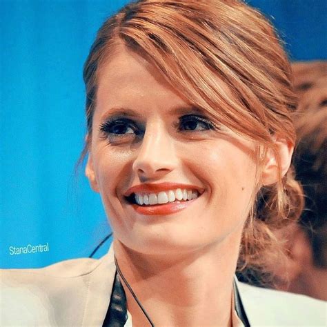 Pin By Deb Sibert On Stana Those Eyes That Hair And That Smile Stana Katic Hair Castle