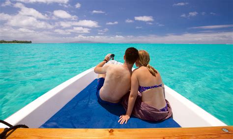 See full list on thepricer.org Bora Bora Sunset Cruise & Motu Dinner | Tahiti.com