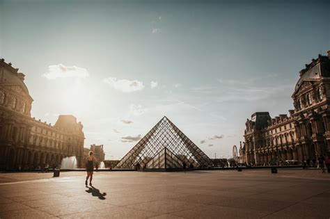 2018 Année Record Pour Le Louvre Paris Zigzag Insolite And Secret