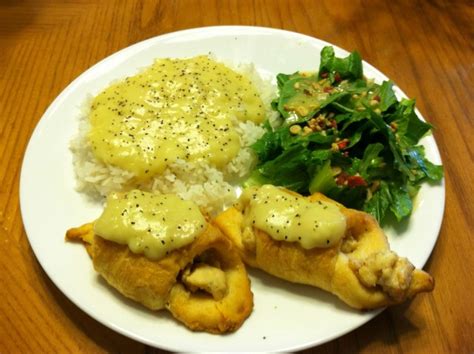 Top off with your favorite alfredo sauce to make it your new favorite dinner menu addition! Chicken Pillows — Blind Mom Blog