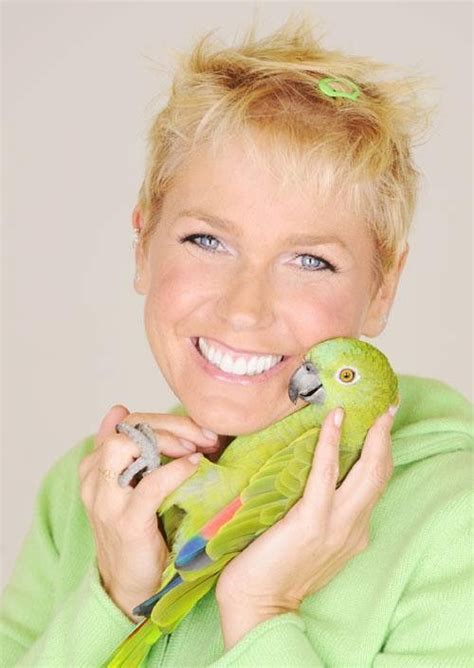 Eu sou a xu dona da fabrica de monange! Pin de Rafael Layana em Xuxa meneghel em 2020 | Xuxa meneghel, Tv xuxa, Xuxa meneguel