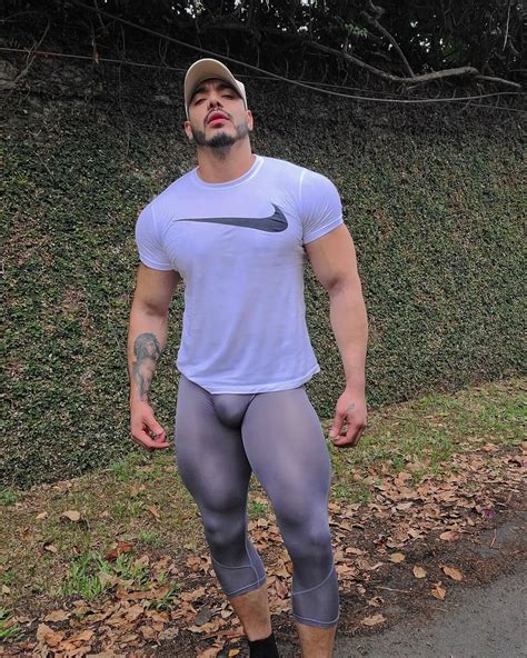 Bodybuilding Pictures Men In Tight Pants Lycra Spandex Mae West