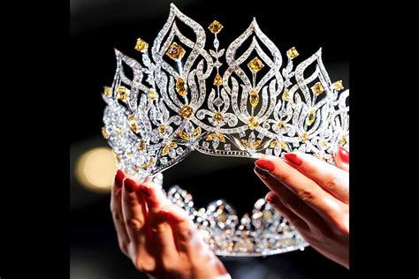 Mouawad Presents The Light Of Glory Crown For Miss Universe Thailand