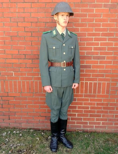 east german barracks police anwärter patrolman sommer paradeuniform summer parade uniform
