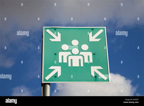 Sign Pictogram Meeting Point Hi Res Stock Photography And Images Alamy