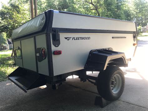 Fleetwood Neon Camper Expedition Portal