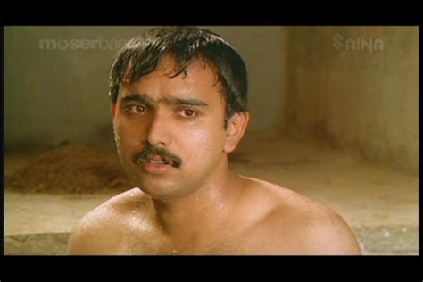 Sunny joseph is asked to help a friend. Malayalam Actor Sudheesh Fan Blog: 【Manichitrathazhu】(1994)