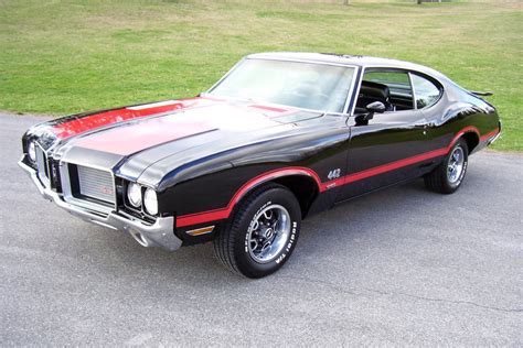 1972 Oldsmobile Cutlass Sports Coupe