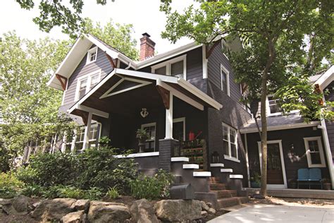 Each type influence's the house's appearance and architecture in unique ways so it's important to choose the option that best suits you and your home. PVC Composite Wood Siding Cost and Pros & Cons 2020 ...