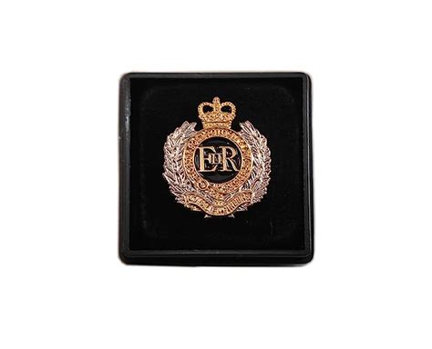 Royal Engineers Enamel Gilt Plated Lapel Pin Boxed New