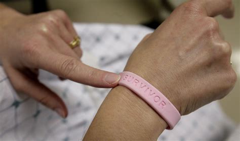 More Breast Cancer Patients Choosing Preventive Mastectomy Despite Low