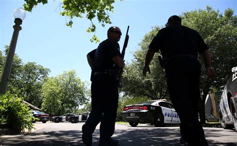 Dallas Paramedic Shot And Critically Injured Police Say Shooter And