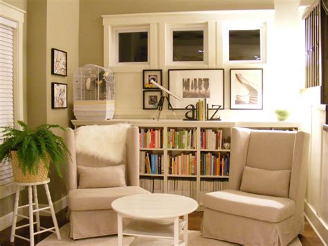 Ikea's billy bookcase is one of the most versatile furniture pieces in the world, hands down. Billy Built-in with a top