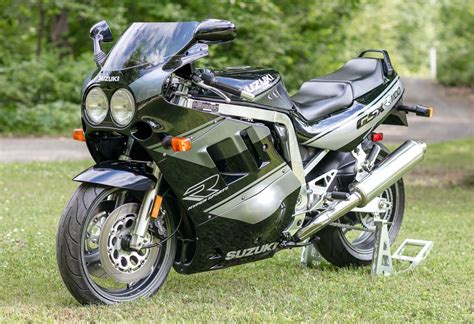 1990 Suzuki Gsx R1100 Iconic Motorbike Auctions