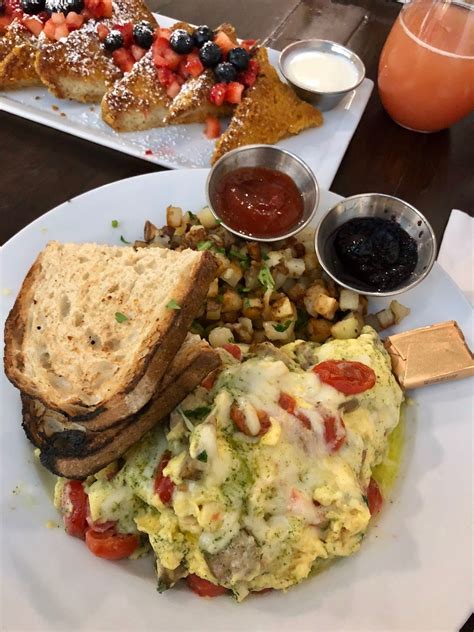 5706 santa monica blvd, los angeles. 5 Amazing Brunches in Downtown Los Angeles | Healthy foods ...