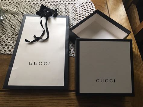 Gucci Box Paper Bag In Sw7 Chelsea For £1200 For Sale