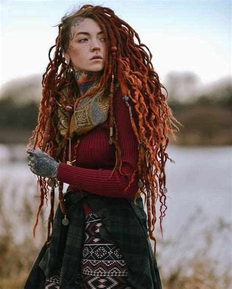 Pin By Jenny Greifenberg On Cheveux Dreads Girl Hair Inspiration Dreads