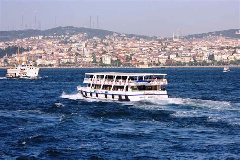 Yuki Tours Budget Bus Travel In Turkey Half Day Morning Bosphorus