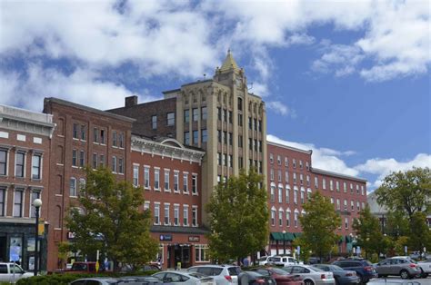 Downtown Rutland Businesses Begin To Emerge From Pandemic Economy The