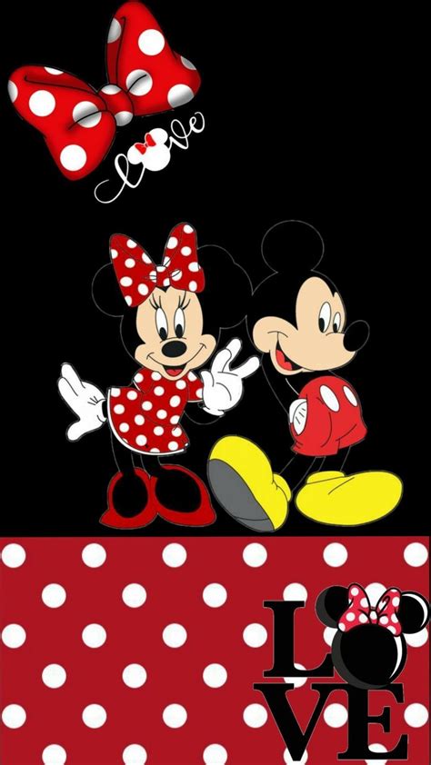 Mickey And Minnie Mouse In Love Wallpaper