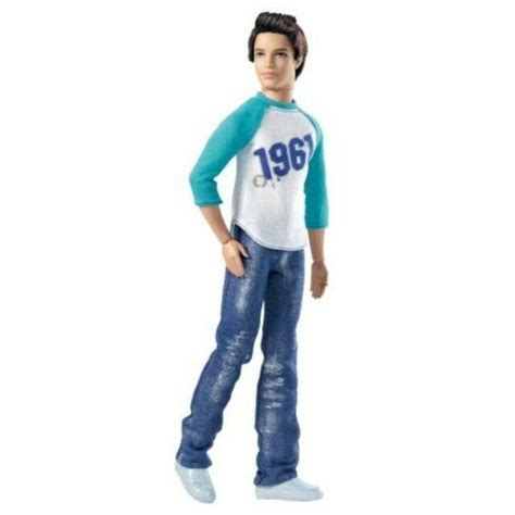 Ken Fashionistas Sporty 2009 Doll 100 Poses Mattel Barbie For Sale