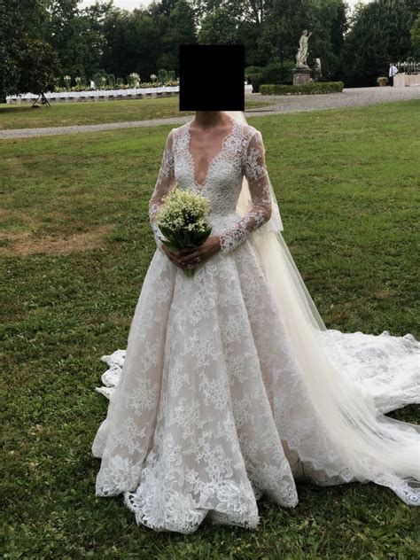 Monique Lhuillier Majesty Used Wedding Dress Save 50 Stillwhite