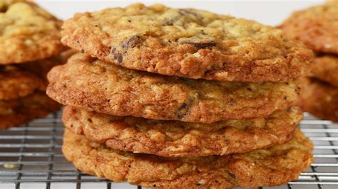 Crispy Oatmeal Cookies Recipe Demonstration The