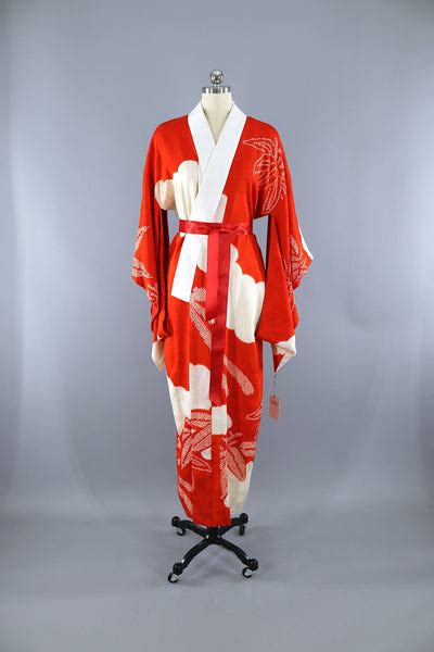 Vintage 1940s Silk Kimono Robe Juban Red And White Shibori Thisbluebird
