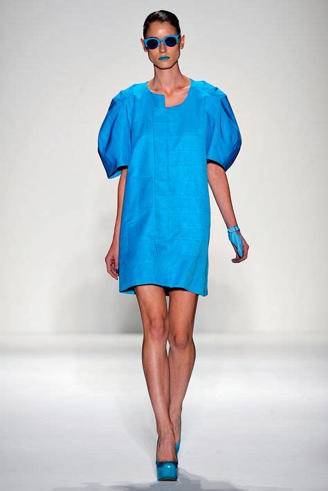 1000 Best Blue Fashion Iv Images Blue Fashion Fashion Ready To Wear