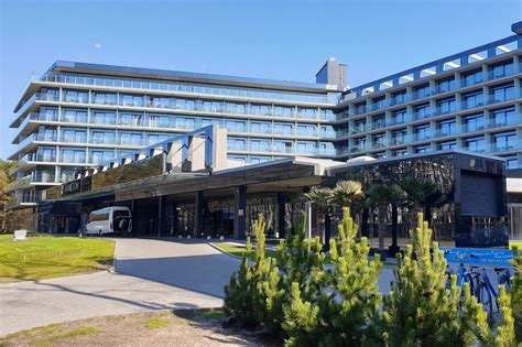 Das neue luxushotel in strandnähe nimmt die trends moderner hotelarchitektur ort. Hamilton Hotel Swinemünde