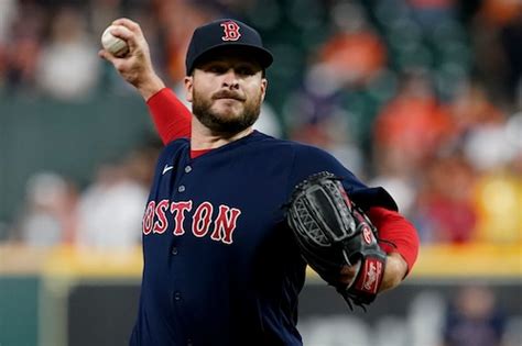 Red Sox To Tender Ryan Brasier Josh Taylor Contracts For 2023