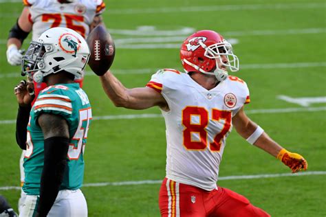 Previewing Kansas Citys Week 9 Game Vs Dolphins On Chiefs Wire