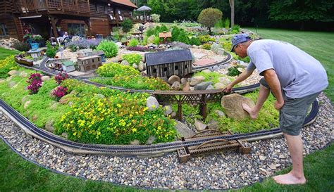 Introduction To Garden Railways Garden Trains Annual