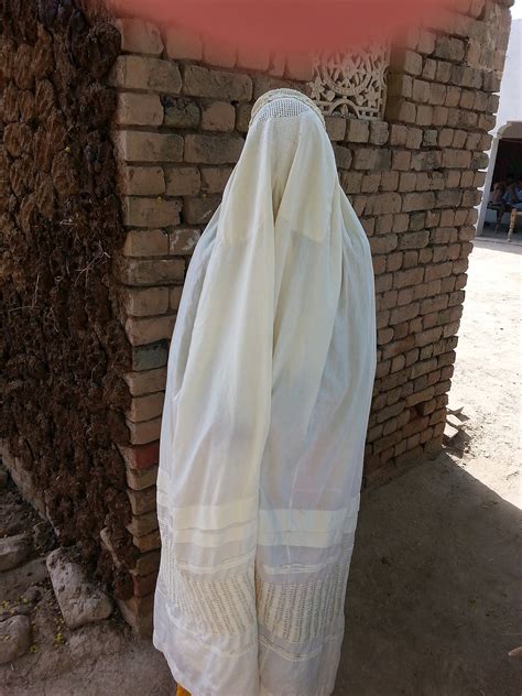 Burqa is arabisized word of pardeh or purdah (pərd̪aː), a persian word meaning curtain in persian language , perdah or pardeh is generaly refered to all kind of curtain specially a kind of curtain that is. File:Topi burqa.jpg - Wikimedia Commons