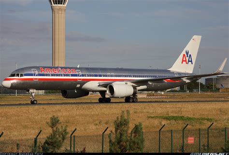 Boeing 757 223 American Airlines Aviation Photo 1573912