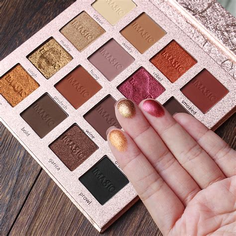 Imagic 16 Color Eyeshadow Palette Beautynation