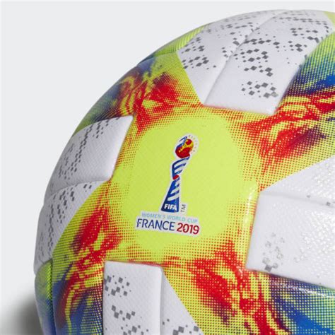Tricolore 19 El Balón Del Mundial Femenil Que Rinde Homenaje A Francia