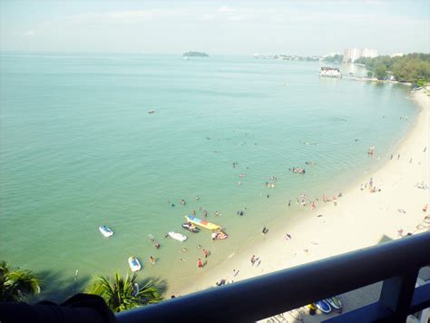 For those interested in checking out wan loong chinese temple (2.1 mi) while visiting port dickson, paradise spa hotel is a short distance away. Little Nurul's Diary: Holiday Paradise Lagoon Apartment ...