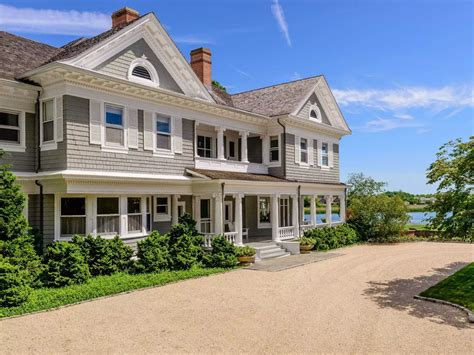 This Expansive Waterfront Hamptons Property Belonged To The Nash