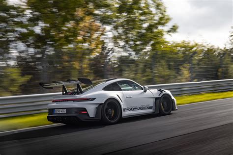 On MICHELIN Tyres Porsche 911 GT3 RS Laps The Nordschleife In Only 6 49