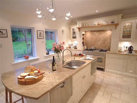 Fantastic Minimaist Contemporary Cream Kitchen Ideas | Ideas 4 Homes