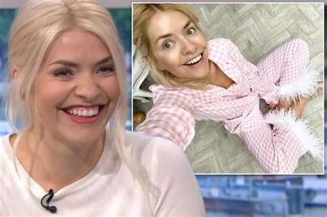 This Morning S Holly Willoughby Told To Close Curtains If Sunbathing Naked By Phil Daily Star