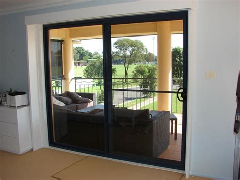 731 likes · 7 talking about this. Traditional and Convenient Bi Pass Shutters | The Shutter Guy